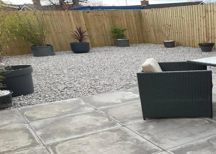 Pass The Keys Stylish Brand New Two Bedroom House, Close To Town