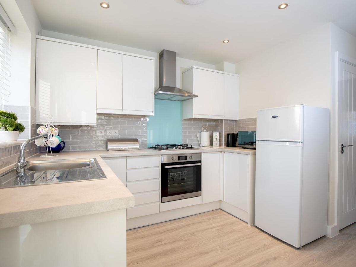 Дом отдыха Pass The Keys Stylish Brand New Two Bedroom House, Close To Town *
